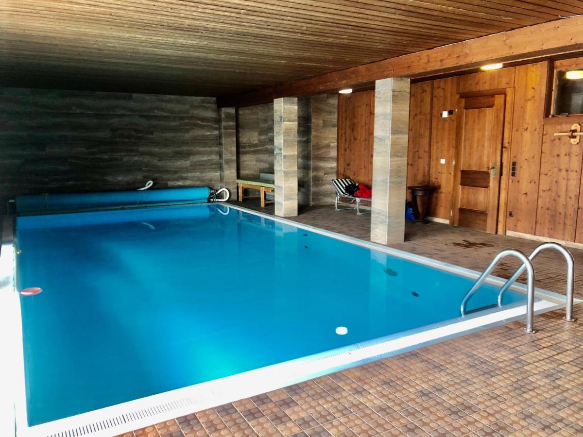 Haus Wenger Mountain View & Swimming Pool Apartment คาพรูน ภายนอก รูปภาพ