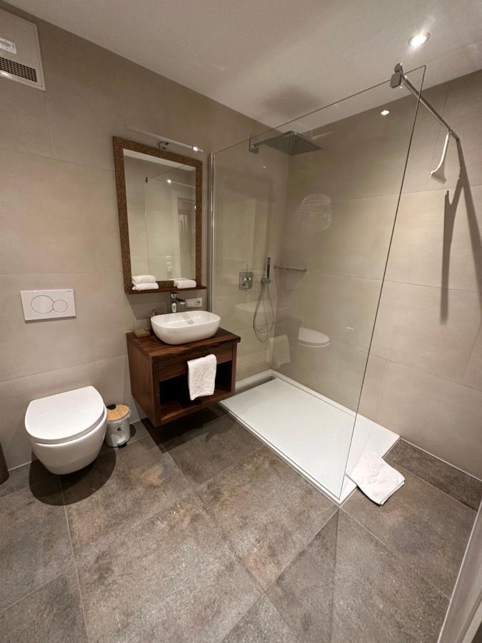 Haus Wenger Mountain View & Swimming Pool Apartment คาพรูน ภายนอก รูปภาพ